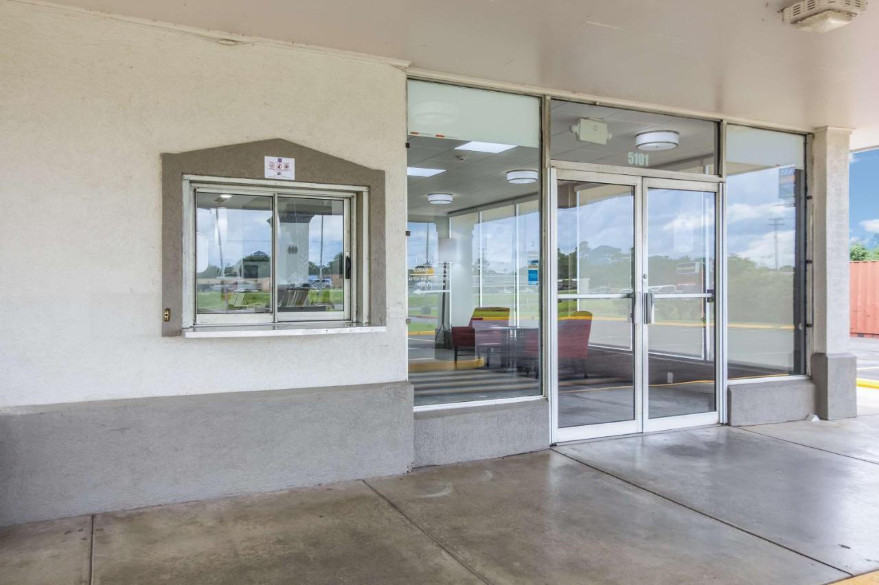 Motel 6 Groves, Tx 外观 照片